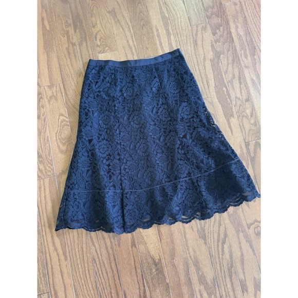 Old Navy Dresses & Skirts - Old Navy Women's Sz 2 Black Lace Lined Skirt Just Below Waist Flared Goth‎ Rock
